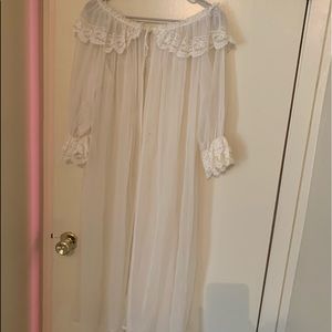 VINTAGE White Sheer Lace Nightgown